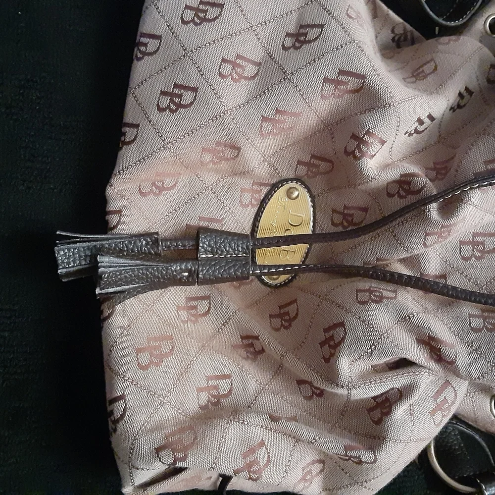 Authentic Dooney and Bourke Shoulder Bag